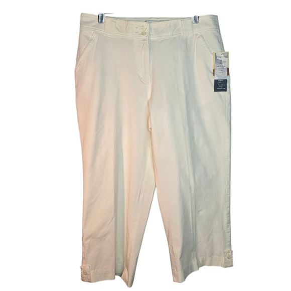NWT Coldwater Creek White Capri Pants Cotton/Spandex Back Pockets Size 12 - Picture 1 of 13